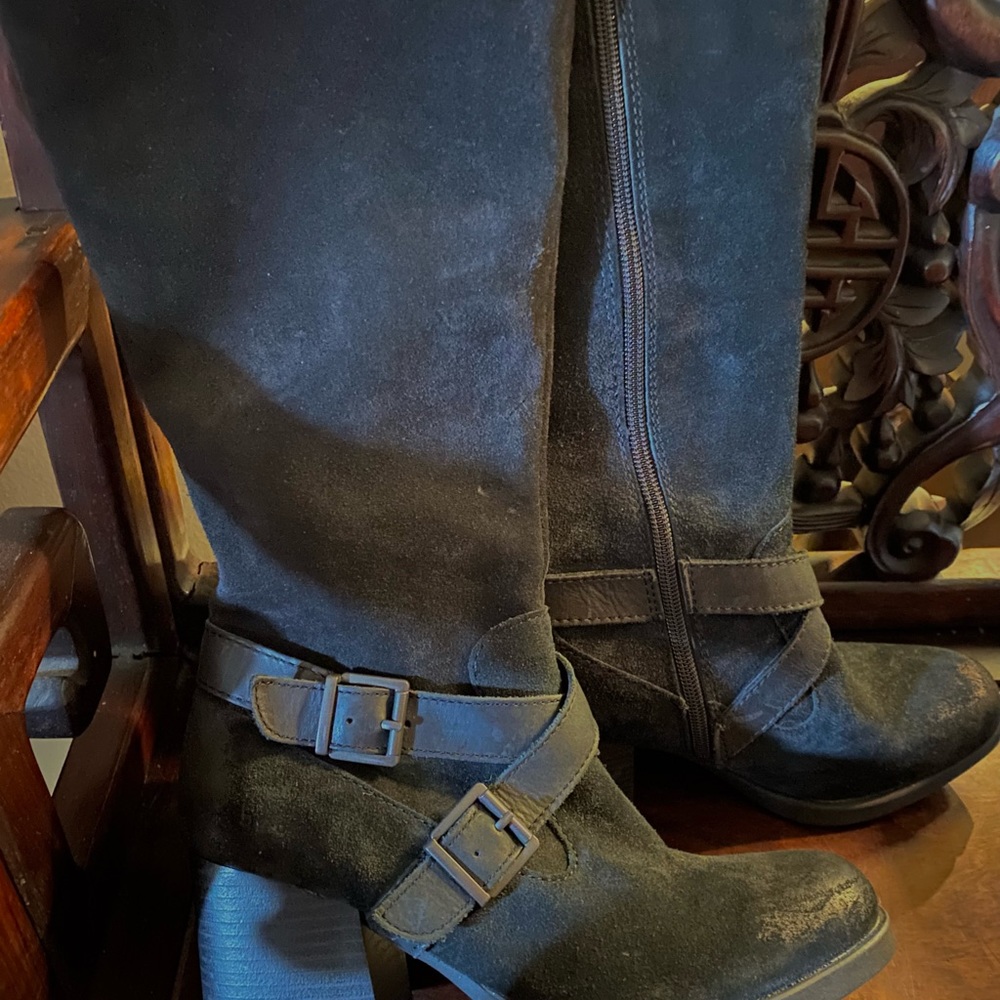 BORN Suede Boots Black NEW 6M